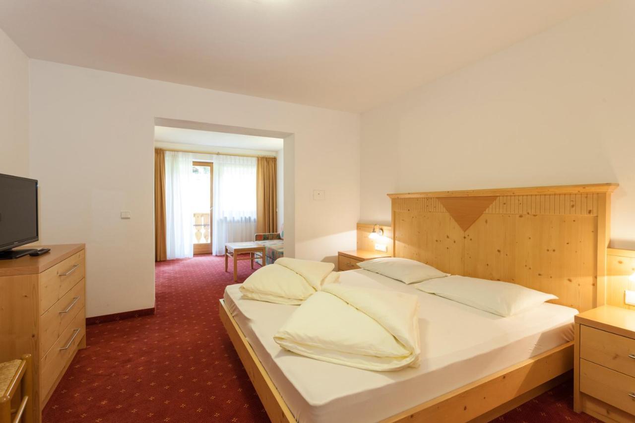 Garni Alpenspitz B&B Racines Exterior photo